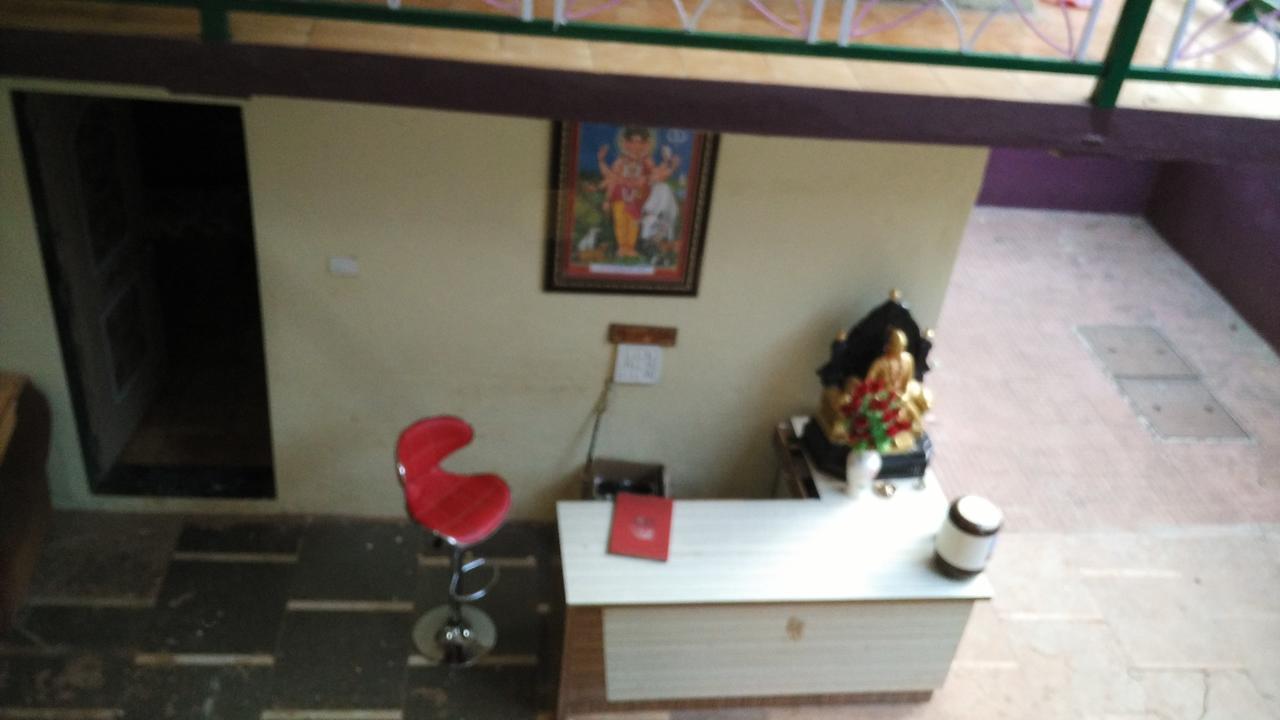 Hotel Madhumalti Matheran Esterno foto